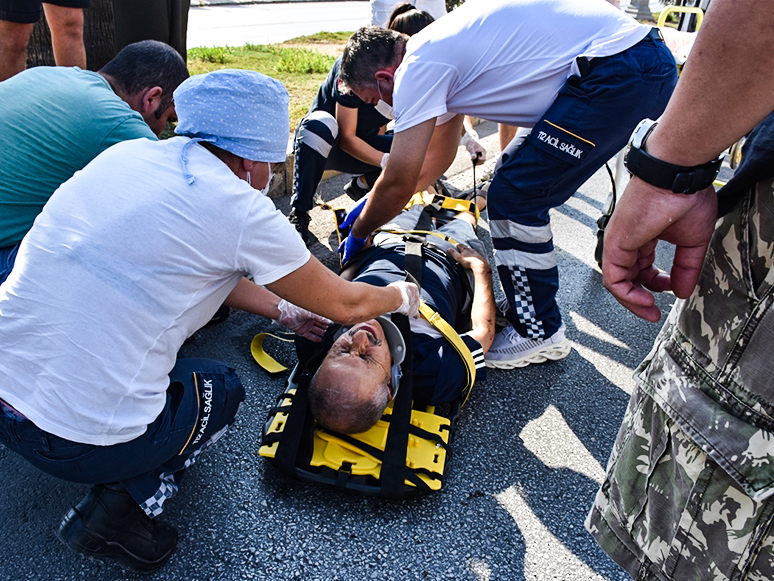 Bodrum'da Devrilen Motosikletin Sürücüsü Yaralandı