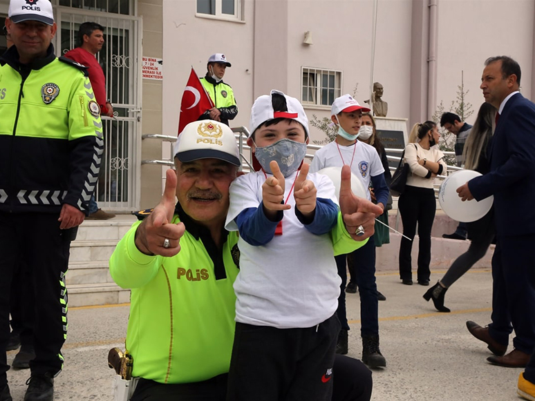 Muğla'da Polisler Özel Öğrencilerle Bir Araya Geldi