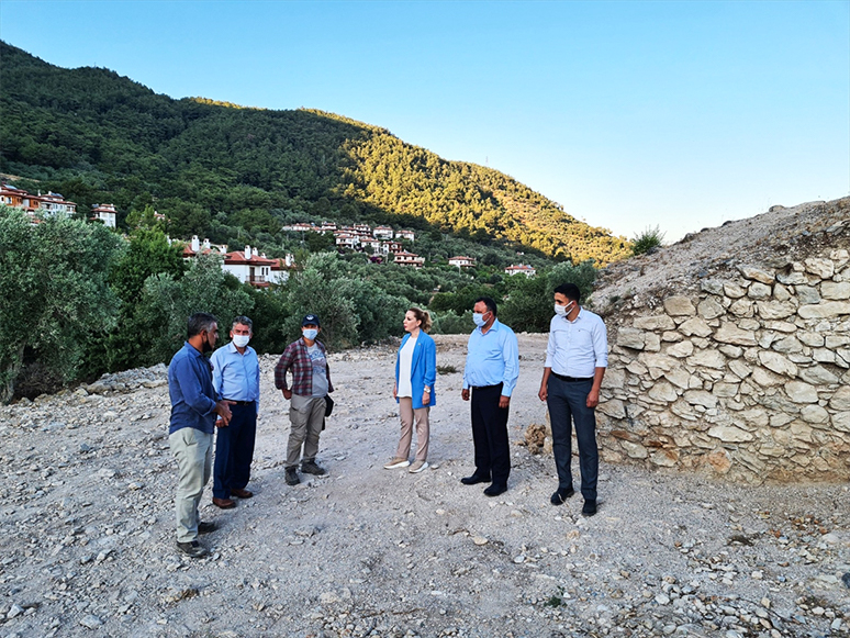 AK Parti Muğla Milletvekili Gökcan, İdyma Antik Kenti Kazı Çalışmalarını İnceledi