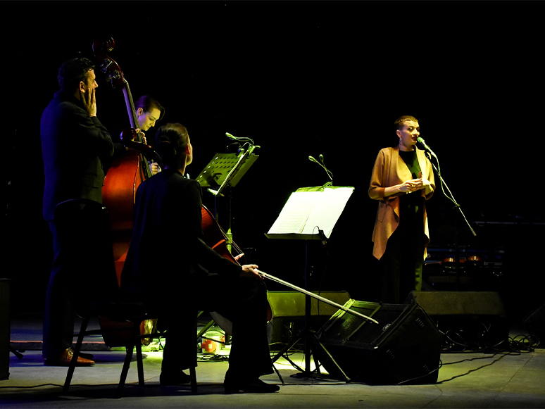 Avusturya Günleri Kapsamında Kemancı Phoebe Violet Konser Verdi