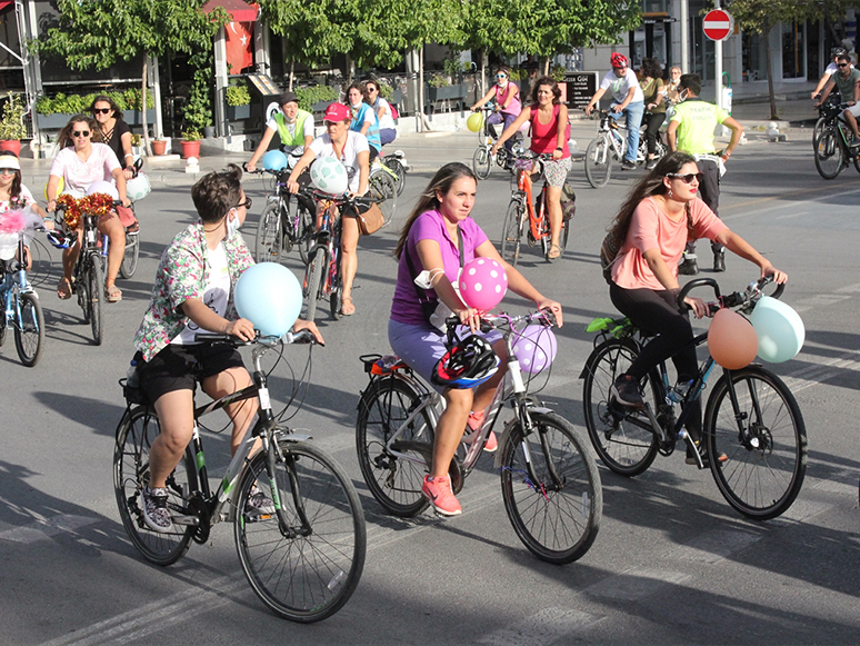 Süslü Kadınlar Bisiklet Turunun 9'uncusu Yapıldı