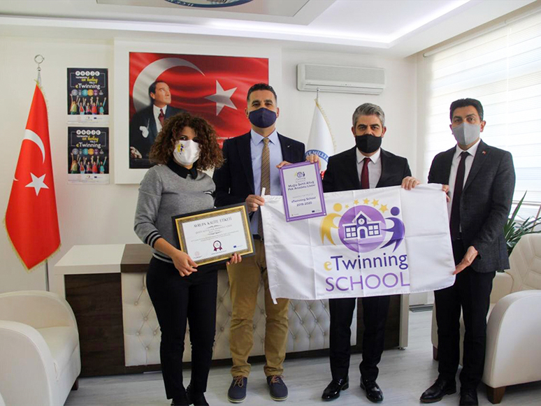 Muğla'da e-Twinning Projesi Ödül Töreni Çevrimiçi Olarak Düzenlendi