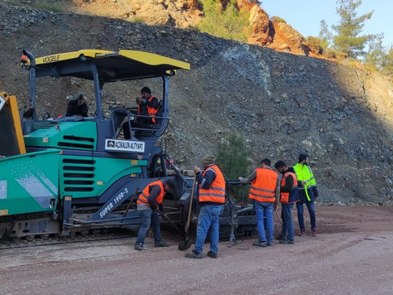 Datça-Marmaris Kara Yolunda Yol Yapım Çalışması Başlatıldı