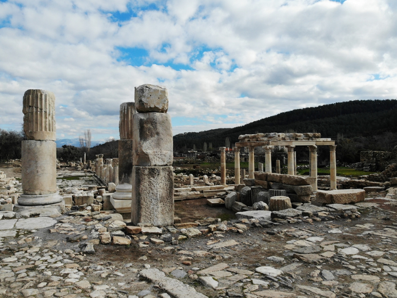 Stratonikeia'da Bulunan Eserler Türk Dönemine de Işık Tutuyor