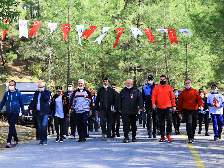 Muğla'da  Özlemle Atamıza Koşuyoruz Etkinliği 