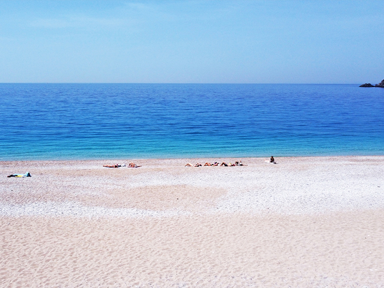 Muğla’da Sahiller Sokağa Çıkma Kısıtlamasından Muaf Tutulan Turistlere Kaldı