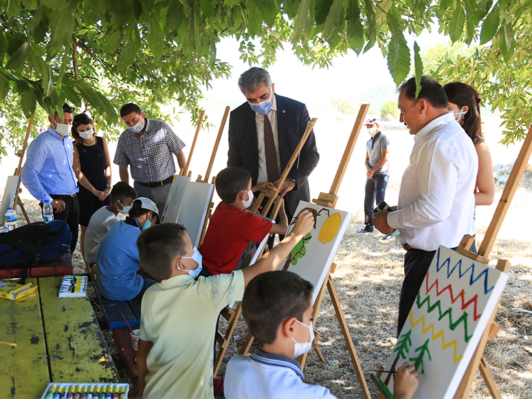 Muğla’da Yangın Mağduru Çocuklar İçin Geleceğimizi Yeşertiyoruz Projesi