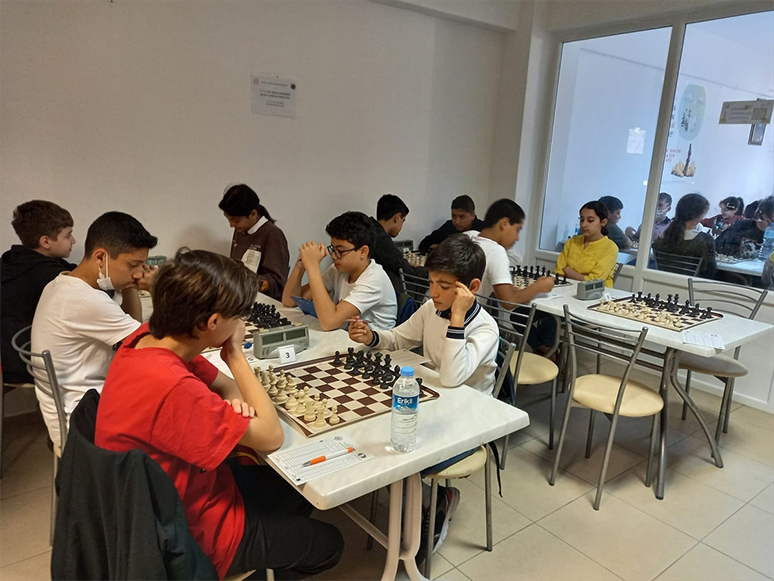 Datça'da Satranç Ligi Müsabakaları Başladı 