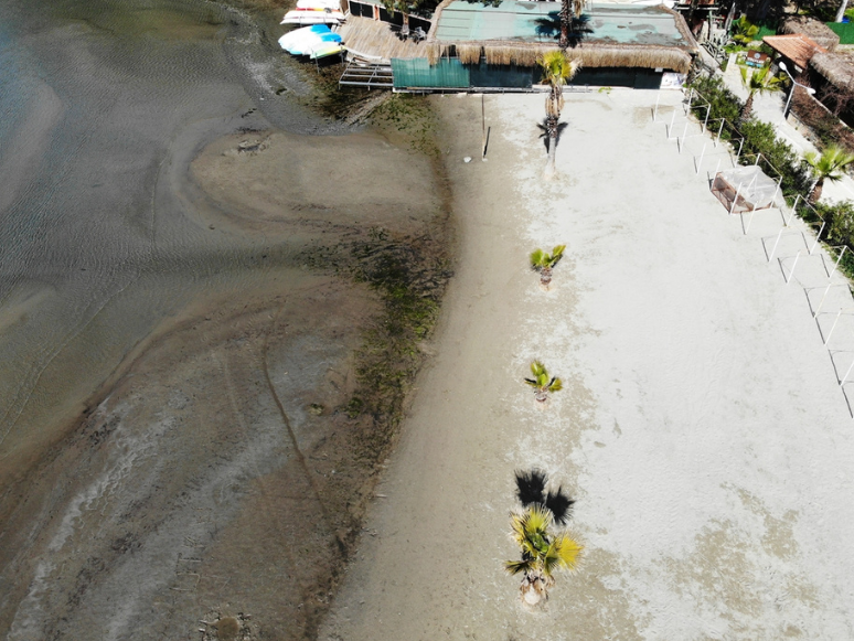 Muğla'nın Akyaka Sahilinde Deniz Suyu 30 Metre Çekildi