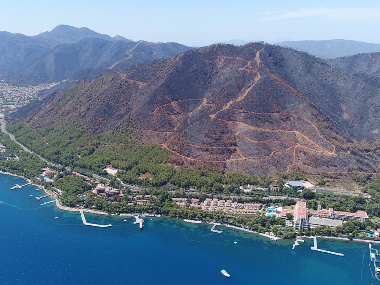 Marmaris'te Yangından Zarar Gören Alanlar Havadan Görüntülendi