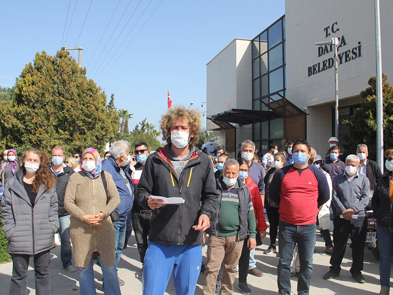 Datça'da Vatandaşlar Kaçak Yapıların Yıkımının Durdurulmasını İstedi