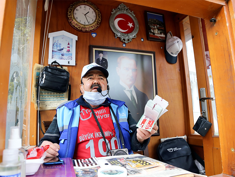 20 Yıldır Güle Oynaya Şans Dağıtıyor