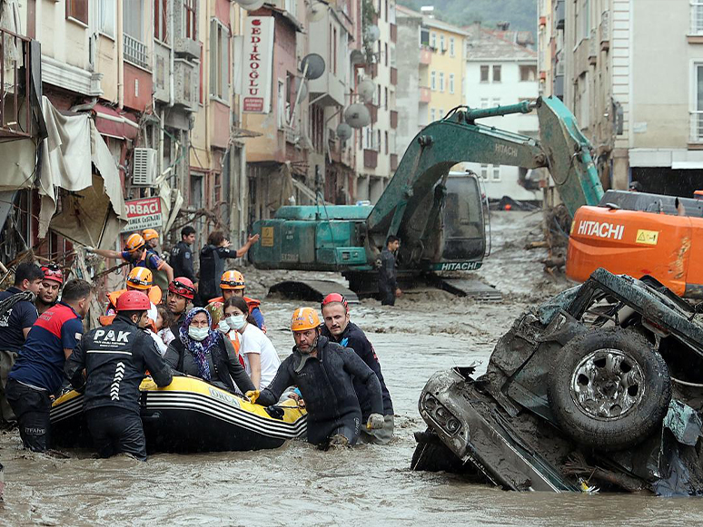Batı Karadeniz’de Sel Felaketi Yaşanıyor: Can Kaybı 27’ye Yükseldi