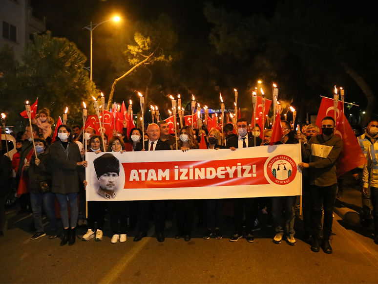 Cumhuriyet Bayramı Coşkusu Fener Alayı ile Başladı