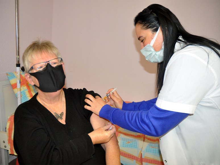 Muğla'da Yaşayan Yerleşik Yabancılar Covid-19 Aşısı Oldu