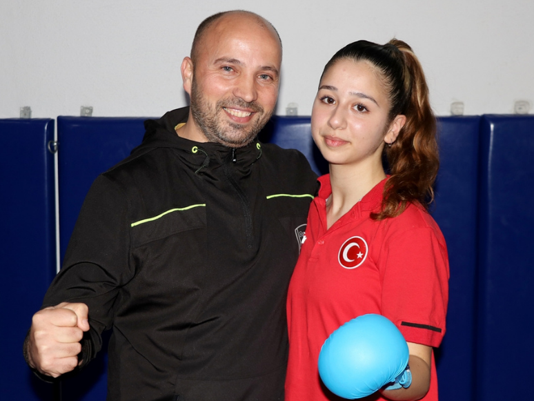Balkan Şampiyonu Liseli Karatecinin Hedefi Avrupa Şampiyonluğu