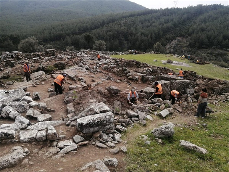 Muğla'daki Sinuri Antik Kentinde 87 Yıl Aranın Ardından Kazı Çalışması Başladı