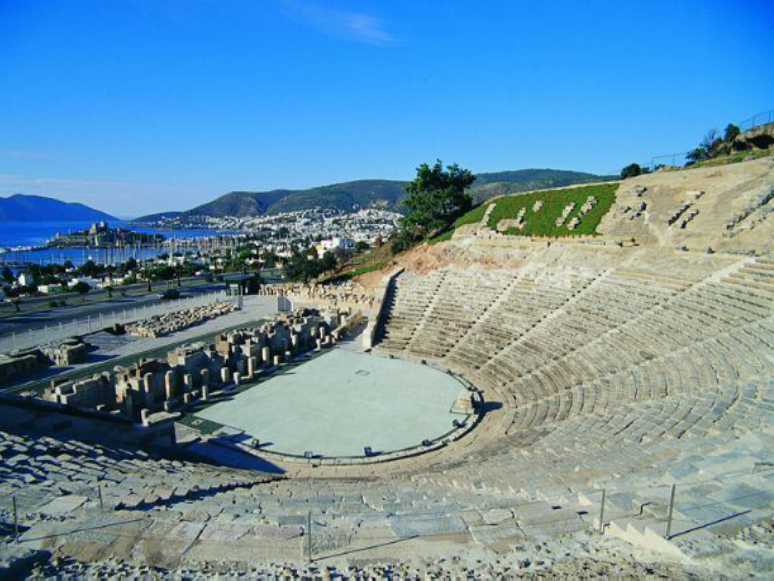 Bodrum Antik Tiyatrosu Nerede? Nasıl Gidilir?