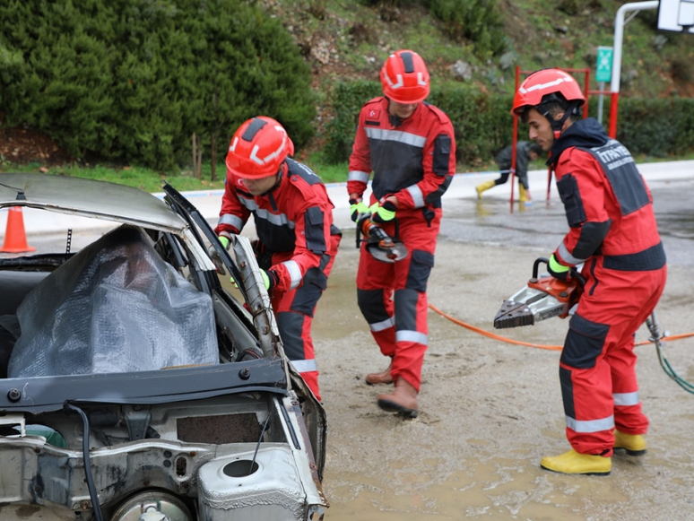 Muğla'da İtfaiye Personeli Tatbikat Yaptı