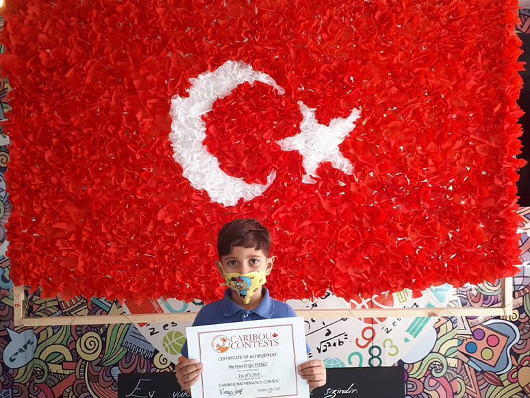 Küçük Mehmet Uluslararası Matematik Yarışmasında Birinci Oldu