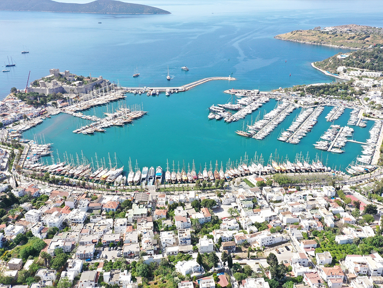 Bodrum'a Mavi Tur İçin Gelen Turistler Denize Güvenli Açılacak