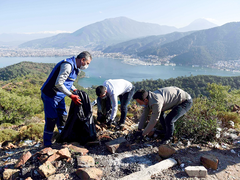 Fethiye'de Çevre Temizliğinde 5 Ton Çöp Toplandı