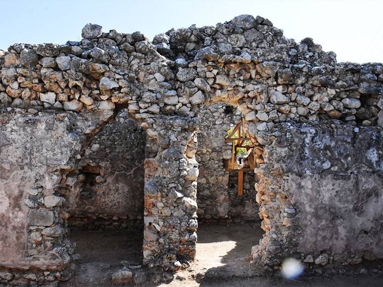 Beçin Antik Kenti’ndeki 700 Yıllık Bey Hamamı Turizme Kazandırılıyor 