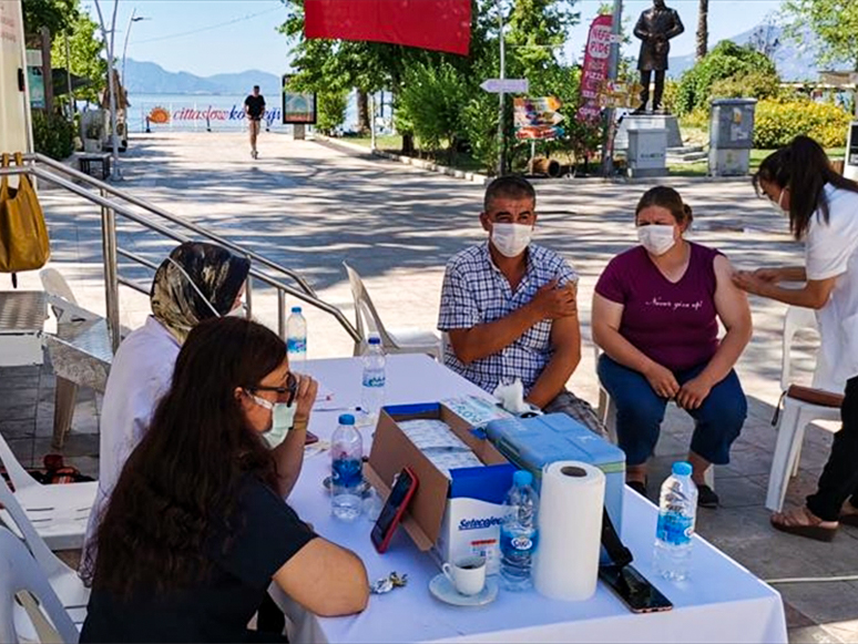 Türkiye'de Nüfusa Göre En Çok Covid-19 Aşısı Yapılan Muğla'da Özveriyle Çalışılıyor